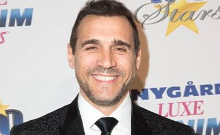 Actor Adrian Paul: The Immortal Who Refused to Vanish